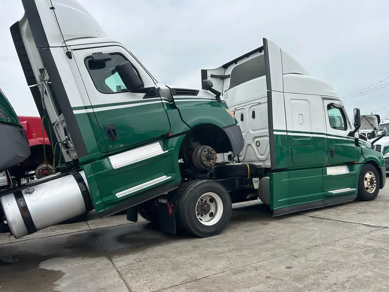 Freightliner Cascadia tractors decked for transport